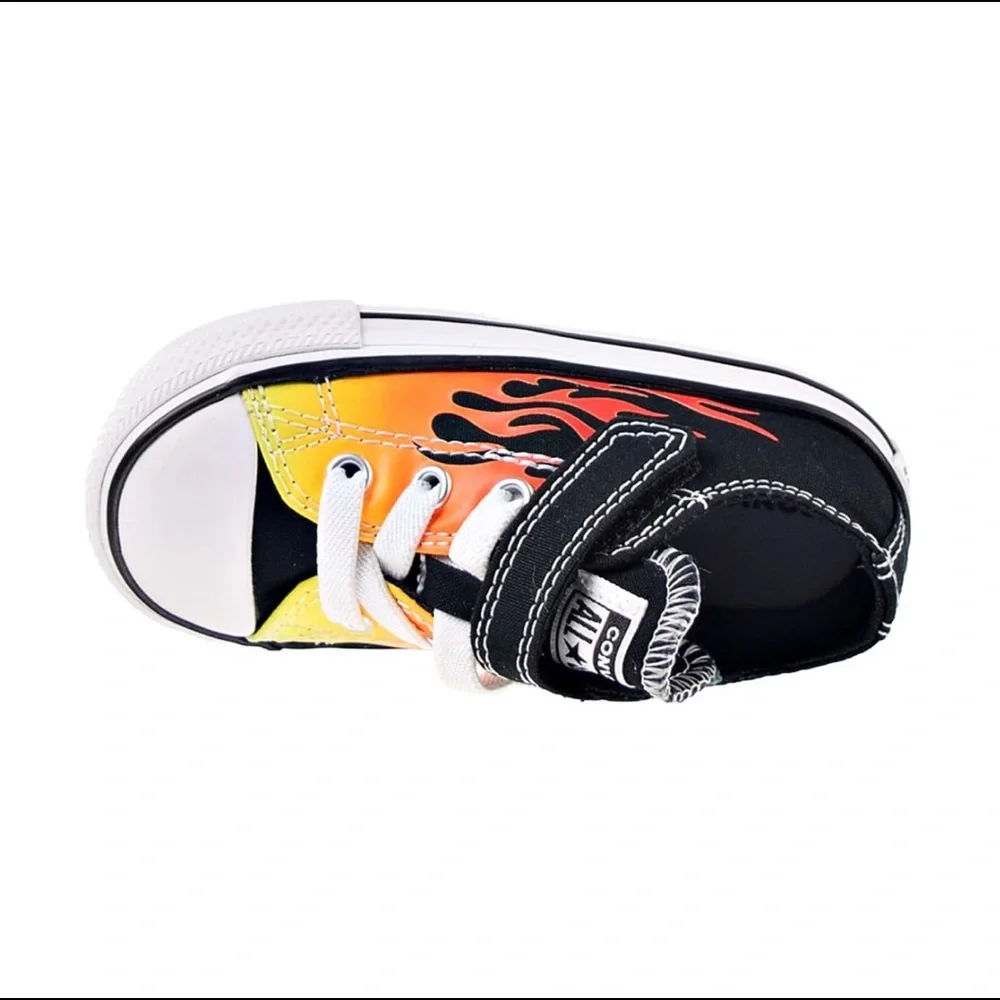 Converse All Star Infant Flames Sneakers Size 5,6 NIB